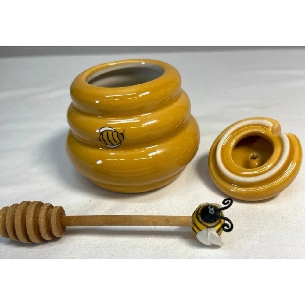 Mini Honey Pot Ceramic Jar Flower Lid Wood Dipper Beehive with Bee Honey Miel